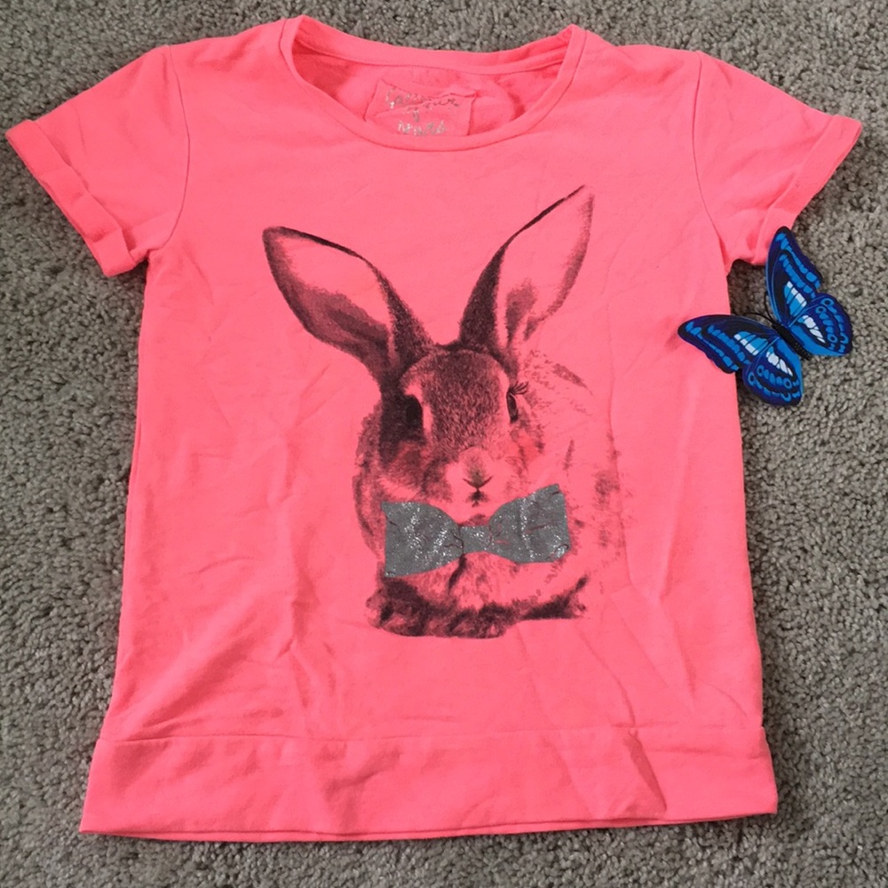 A cute pink t -shirt